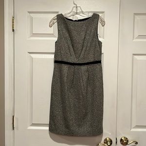 Loft Black/White Sleeveless Empire Waist Dress Sz 6